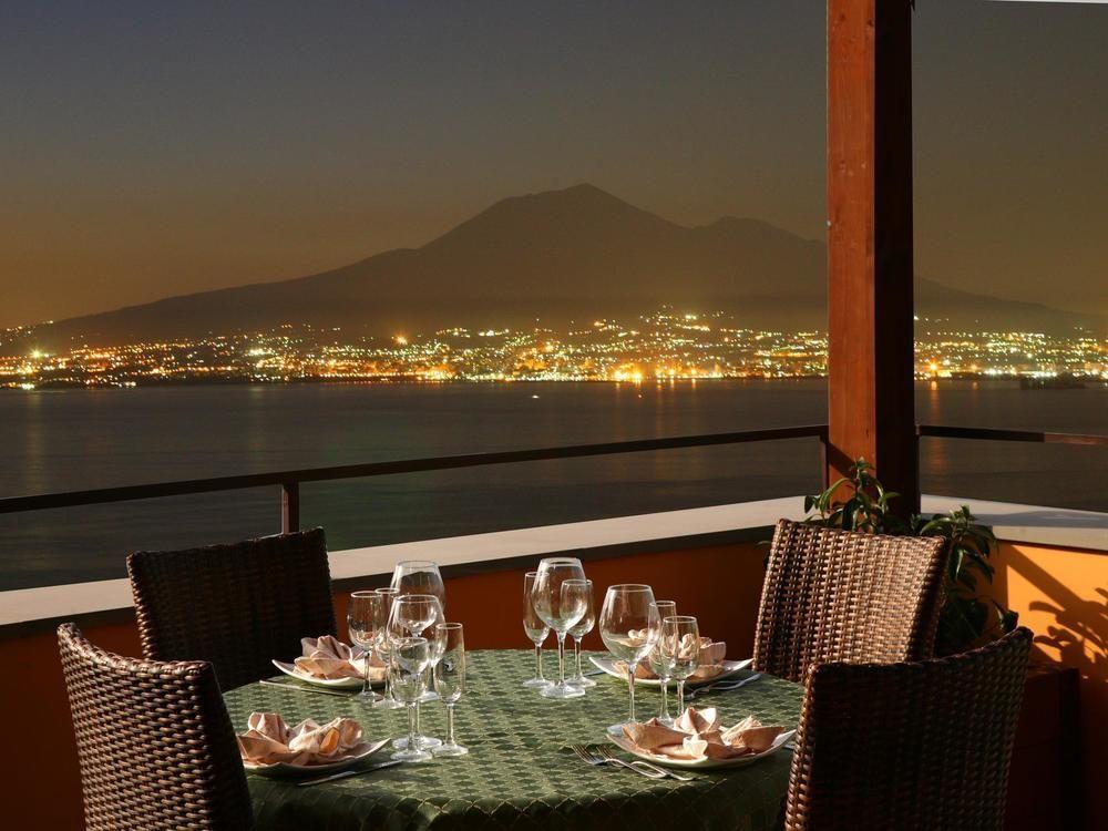 La Panoramica Hotel Кастелламмаре-ди-Стабия Экстерьер фото