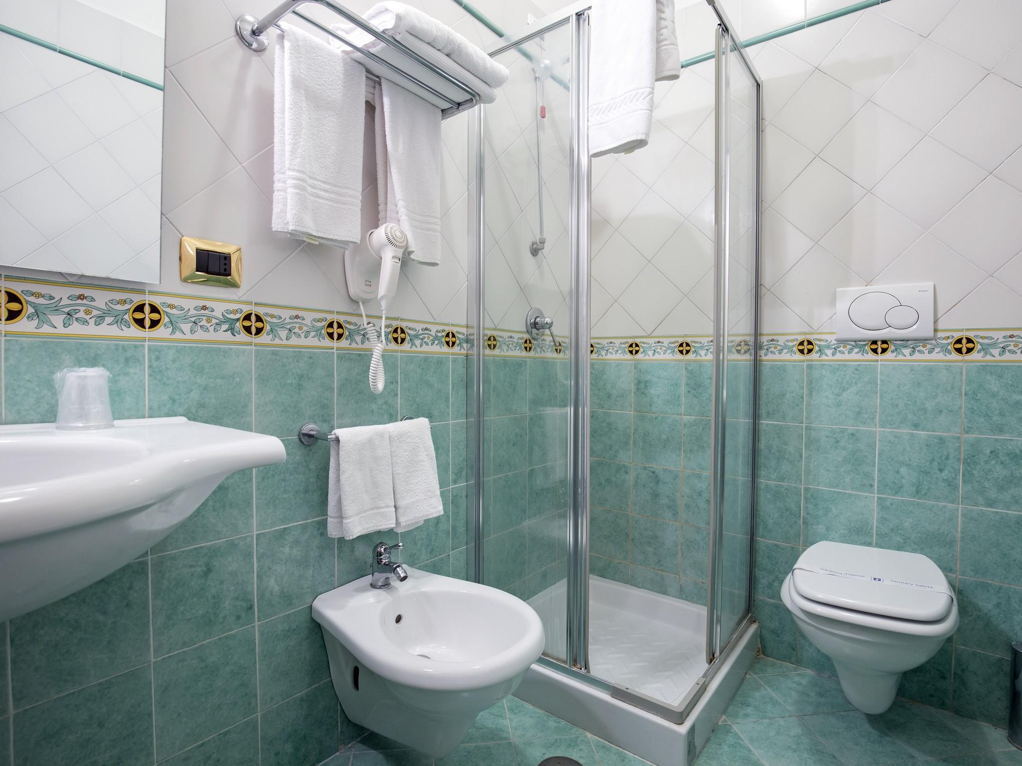 La Panoramica Hotel Кастелламмаре-ди-Стабия Экстерьер фото