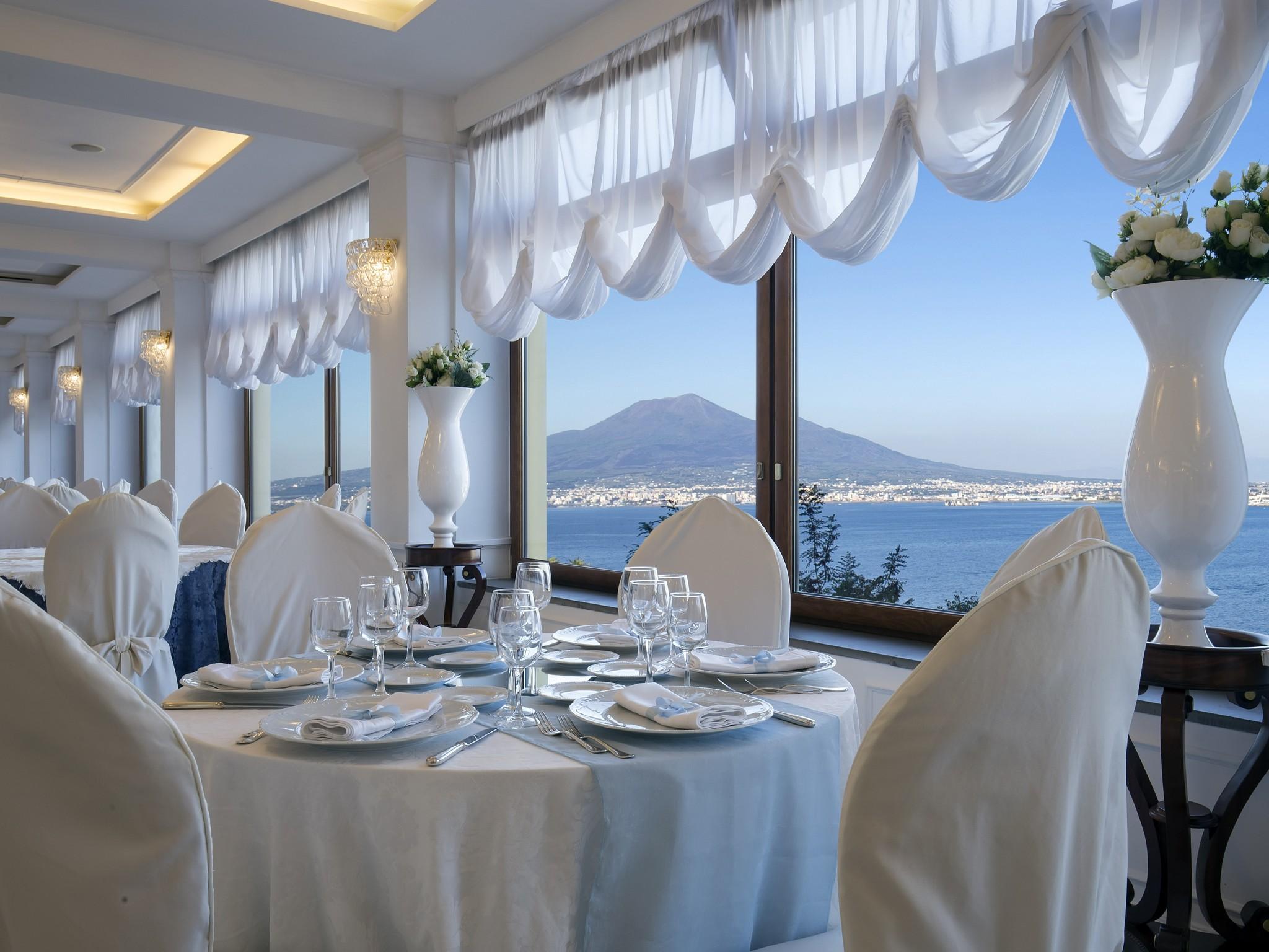 La Panoramica Hotel Кастелламмаре-ди-Стабия Экстерьер фото